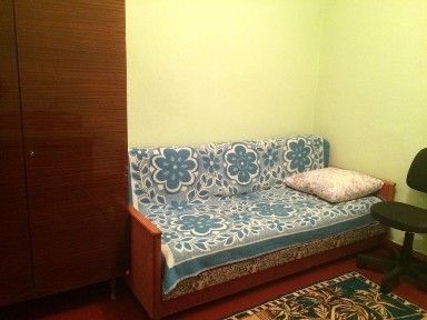 Сдам гостинку Метро ХТЗ порядочным людям. Свободная