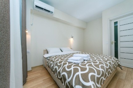 Аренда квартира почасово КПИ, ЖД Вокзал, НАУ, Жуляны, смарт квартира