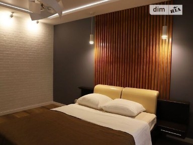 Подобово квартира, вул. Незалежності, ЖК LYSTOPAD. Вільна на Різдво