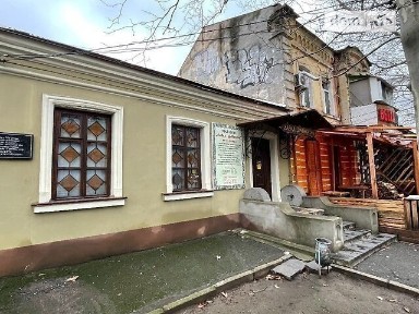 Центр Лягина фасад 180м цена 145 тыс. у.е.