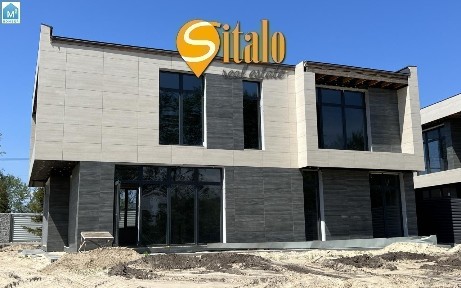 Киев, 160-я Садовая ул.