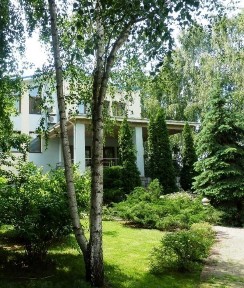 Сдам Дом возле Леса. Озеро. Киев. Камин, сауна, терраса.