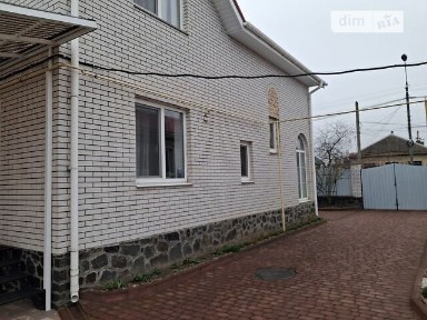 Продаж шикарного великого будинку у р-ні Казбету.