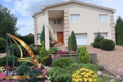 +СРОЧНАЯ ПРОДАЖА! Капитальный дом п. Солнечный 195000 дол.