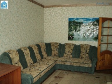 Продаж 3-кімнатної квартири 70 м², Інститутський пров., 4