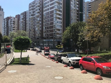 Киев, Академика Филатова ул., 2/1