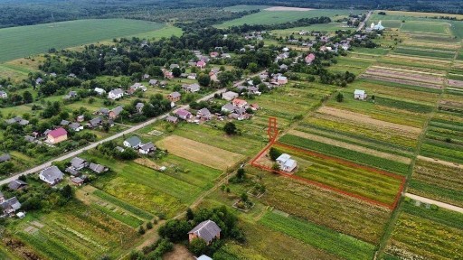 Продається незавершене будівництво в с. Угільна 20сот. землі!