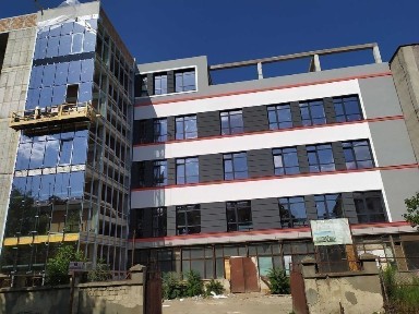 Офіси 70м2 і 119м2. Сучасний офісний центр.