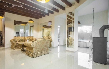 Аренда коттеджа 210 м², Восточная ул.