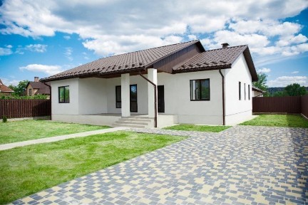 Продаж будинку 121 м²